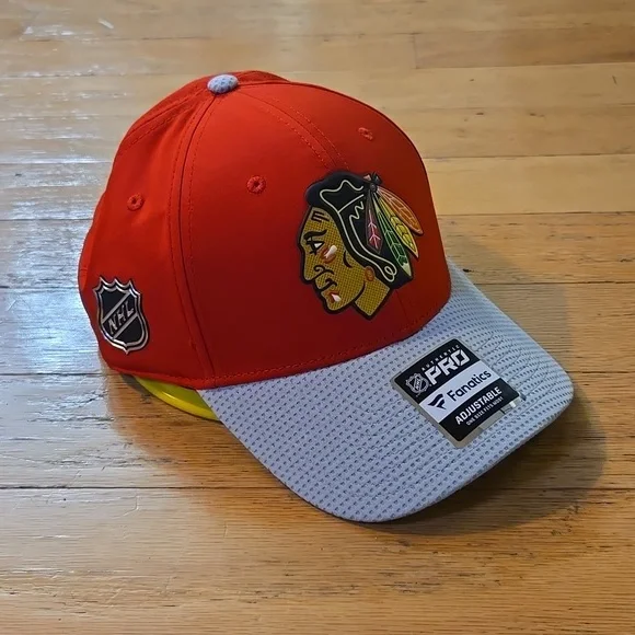 NWT NHL Chicago Blackhawks Fanatics 2020 Locker Room Pro Authentic Adjustable Ha - Picture 4 of 14